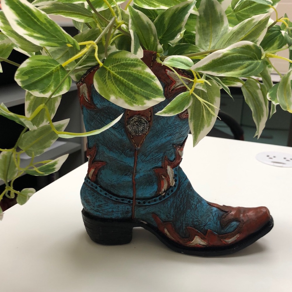 Rustic Boot Vase/Flower Pot Decor